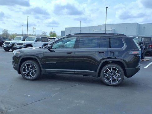 New 2026 Jeep Cherokee Overland w/ Trailer Tow Group AWD/4WD image 15