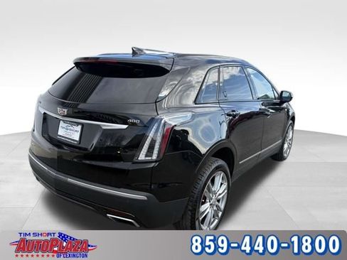 Used 2024 Cadillac XT5 Sportv image 2