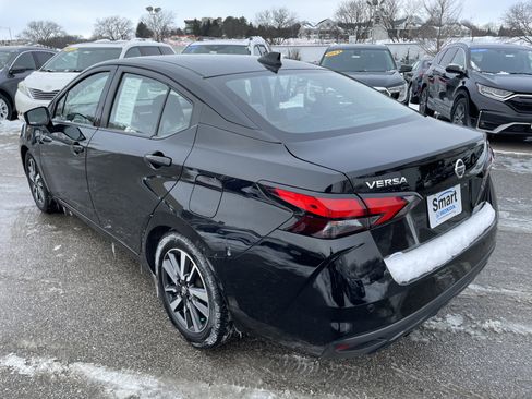 Used 2021 Nissan Versa SV image 13