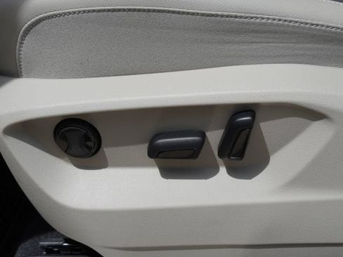 Used 2026 Volkswagen Atlas SE FWD image 20