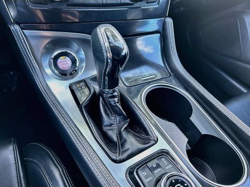 Used 2020 Nissan Maxima 3.5 SV w/ Floor Mat Group FWD image 17