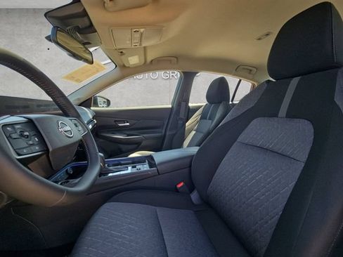 Used 2026 Nissan Sentra SV w/ SV Convenience Package FWD image 19
