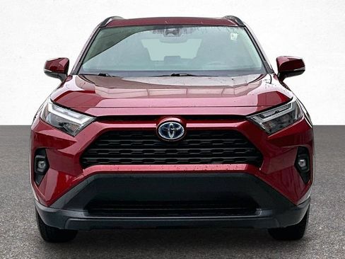 Certified 2023 Toyota RAV4 XLE Premium AWD/4WD image 4