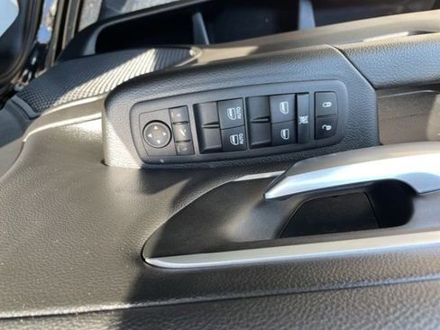 Used 2022 RAM 1500 Big Horn AWD/4WD image 23