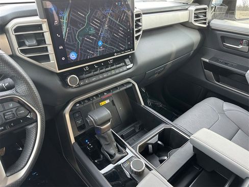 Used 2024 Toyota Tundra Limited image 14