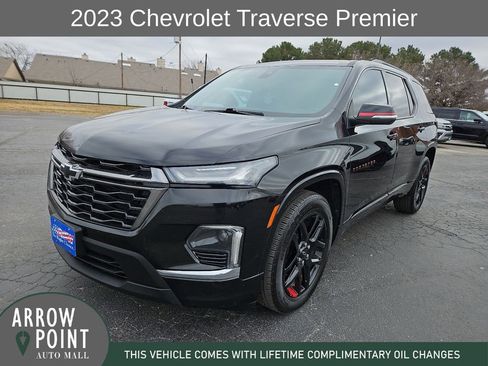 Used 2023 Chevrolet Traverse Premier w/ Redline Edition image 4