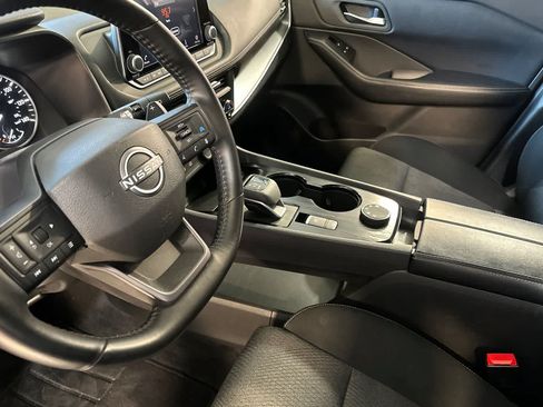 Certified 2025 Nissan Rogue SV AWD/4WD image 14