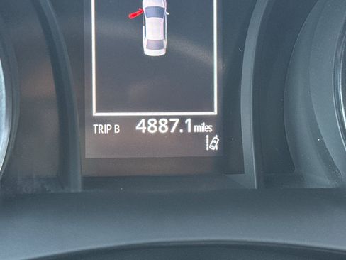 Used 2021 Toyota Camry SE image 40