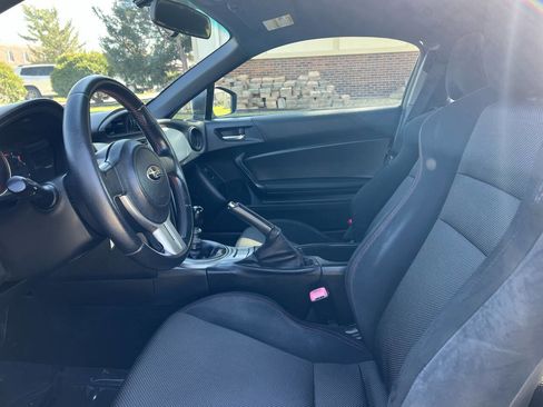 Used 2013 Subaru BRZ Premium image 10
