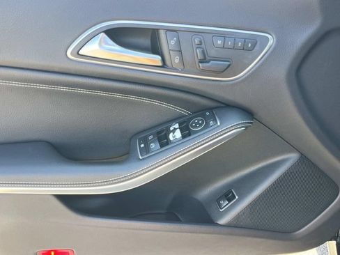 Used 2015 Mercedes-Benz CLA 250 image 45