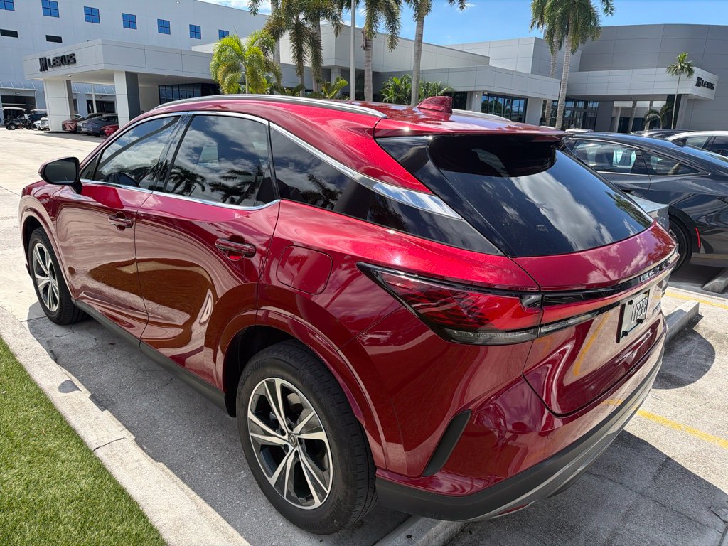 Used 2025 Lexus RX 350 Premium FWD image 3