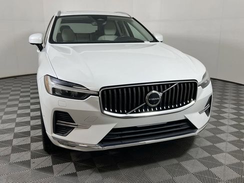 Certified 2023 Volvo XC60 B5 Ultimate w/ Protection Package Premier image 4