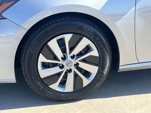 Used 2023 Nissan Altima 2.5 S image 32