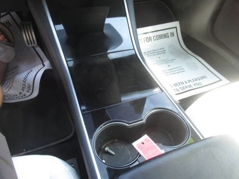 Used 2019 Tesla Model 3 Performance AWD/4WD image 13