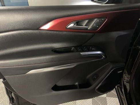 Used 2024 Chevrolet Traverse RS image 23