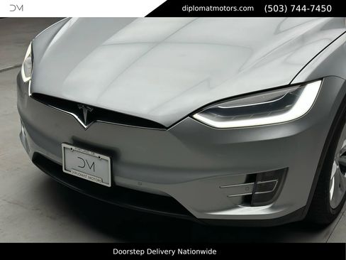 Used 2016 Tesla Model X 75D image 13