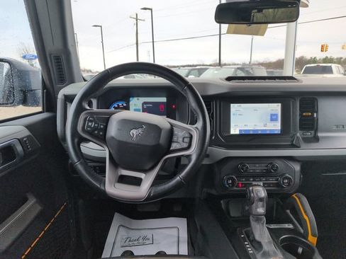 Certified 2023 Ford Bronco Badlands w/ Sasquatch Package AWD/4WD image 19