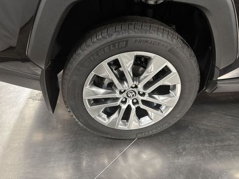 Used 2025 Toyota RAV4 XLE Premium image 13