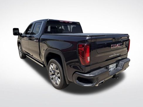 Used 2024 GMC Sierra 1500 Denali w/ Denali Reserve Package AWD/4WD image 8