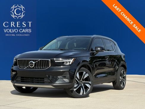 Certified 2023 Volvo XC40 B5 Ultimate w/ Protection Package Premier image 1