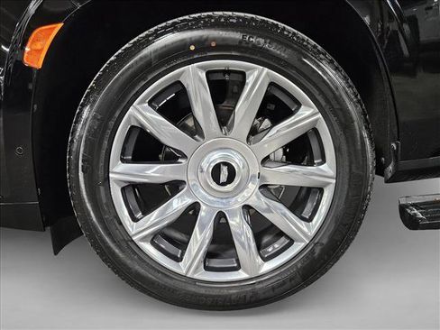 Used 2021 Cadillac Escalade Premium Luxury Platinum image 24