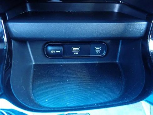Used 2024 Kia Seltos S AWD/4WD image 21