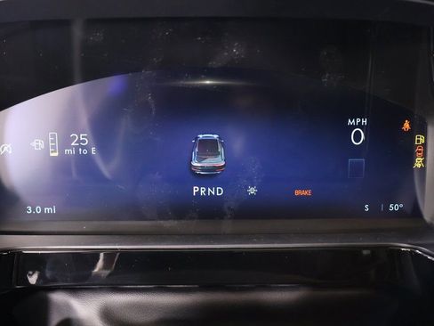 New 2026 Lincoln Corsair Reserve image 4