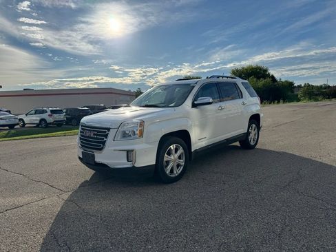 Used 2017 GMC Terrain SLT w/ Open Road Package AWD/4WD image 11