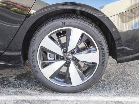 Certified 2025 Audi A5 2.0T Premium w/ Convenience Package image 9