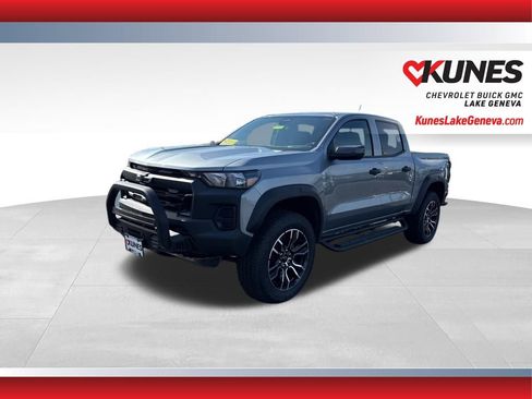 New 2025 Chevrolet Colorado Trail Boss w/ Off-Road Front Bumper Package image 10