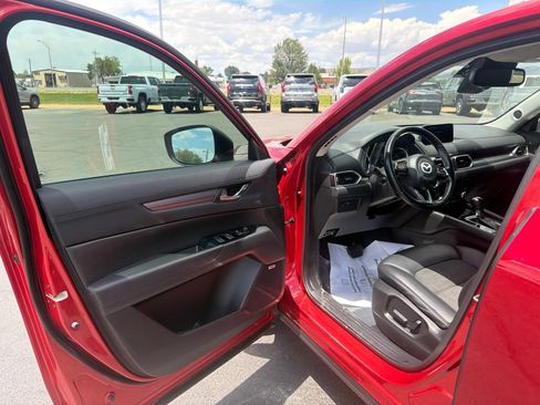 Used 2017 MAZDA CX-5 Touring w/ Preferred Equipment Package AWD/4WD image 22