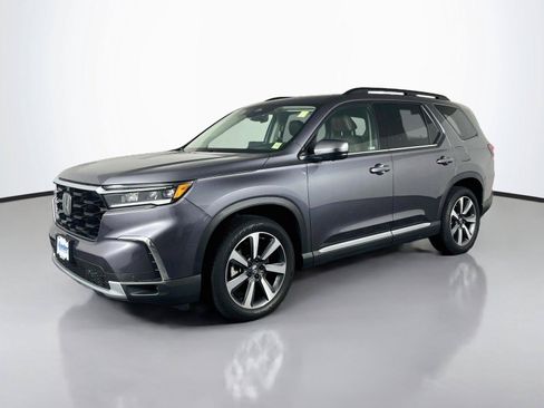Used 2023 Honda Pilot Elite image 2