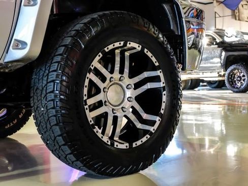 Used 2012 Chevrolet Silverado 2500 LT w/ Interior Plus Package image 49