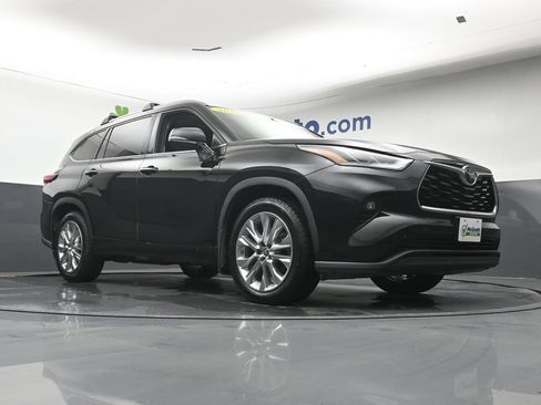 Used 2020 Toyota Highlander Limited AWD/4WD image 30