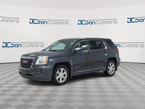 Used 2017 GMC Terrain SLE FWD image 4
