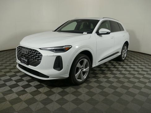 New 2025 Audi Q5 Premium Plus image 7