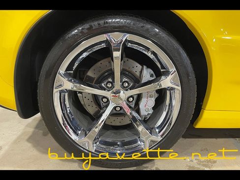 Used 2012 Chevrolet Corvette Grand Sport w/ 3LT Preferred Equipment Group image 15