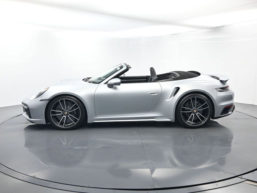 Used 2022 Porsche 911 Turbo S AWD/4WD image 2