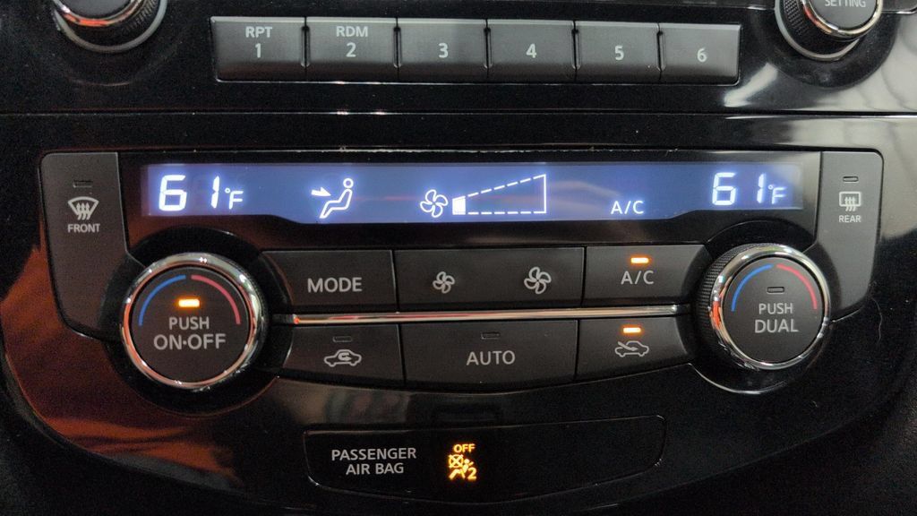 Used 2016 Nissan Rogue SV AWD/4WD image 14