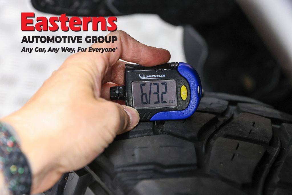 Used 2023 Jeep Wrangler Unlimited w/ Cold Weather Group AWD/4WD image 27