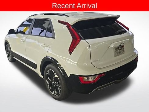 Used 2024 Kia Niro Wind FWD image 6