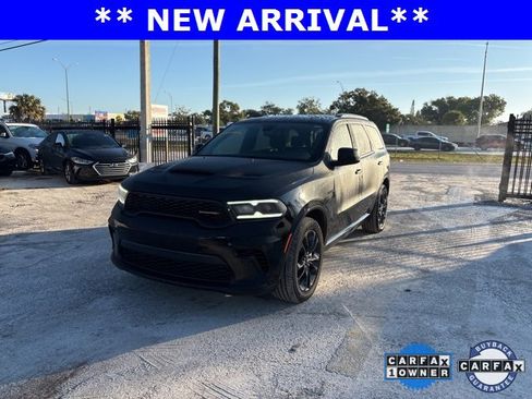 Used 2023 Dodge Durango R/T w/ Blacktop Package image 2