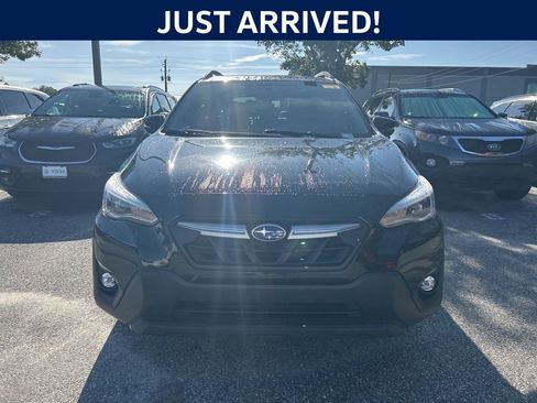 Used 2022 Subaru Crosstrek 2.5i Limited w/ Moonroof Package 2 AWD/4WD image 4