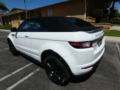 Used 2018 Land Rover Range Rover Evoque SE Dynamic image 63