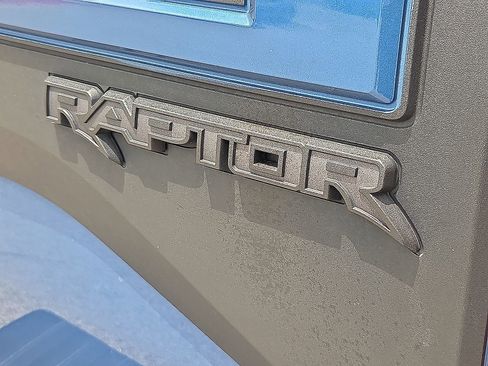 Used 2020 Ford F150 Raptor w/ Equipment Group 802A Luxury AWD/4WD image 8