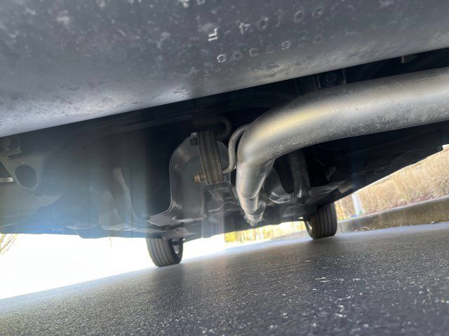 Used 2005 Chevrolet Equinox LT w/ Preferred Equipment Group FWD image 26