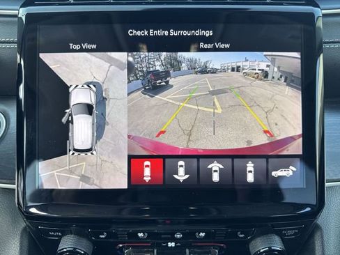 Used 2023 Jeep Grand Cherokee L Limited w/ Luxury Tech Group II image 15