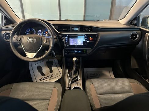 Used 2019 Toyota Corolla LE FWD image 9