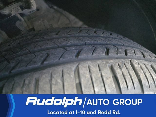Used 2022 Hyundai Santa Fe SEL w/ Convenience + Premium Package FWD image 28