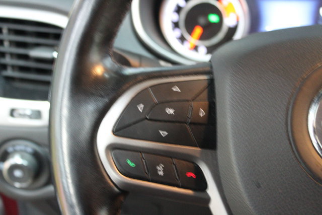 Used 2021 Jeep Cherokee High Altitude AWD/4WD image 16